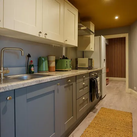Hideaway - 2 Bed Near Station And Conference Centre * Harrogate