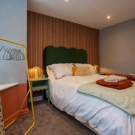 公寓 Hideaway - 2 Bed Near Station And Conference Centre