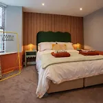 Hideaway - 2 Bed Near Station And Conference Centre * Harrogate