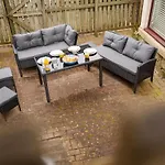 Hideaway - 2 Bed Near Station And Conference Centre