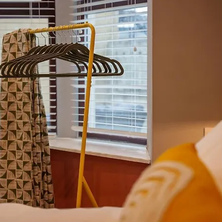 Hideaway - 2 Bed Near Station And Conference Centre * 哈罗盖特