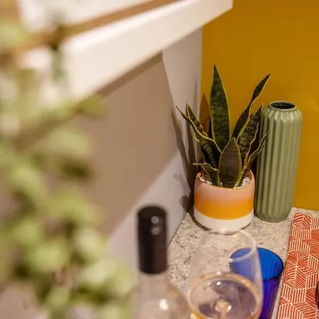 Апартаменты Hideaway - 2 Bed Near Station And Conference Centre