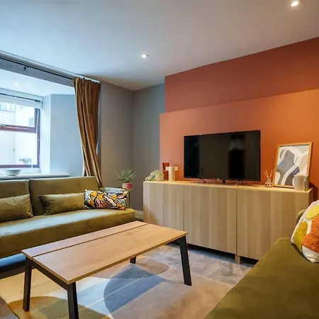 Hideaway - 2 Bed Near Station And Conference Centre Apartamento