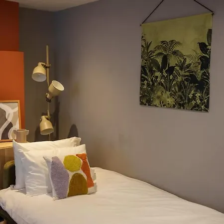 Hideaway - 2 Bed Near Station And Conference Centre 아파트 해러게이트