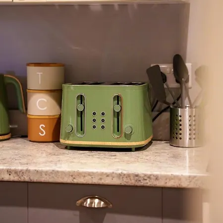 아파트 Hideaway - 2 Bed Near Station And Conference Centre *